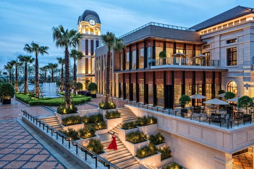 探索无尽未来丨蔚蓝卡地亚牵手安达仕酒店天府新区再造新地标