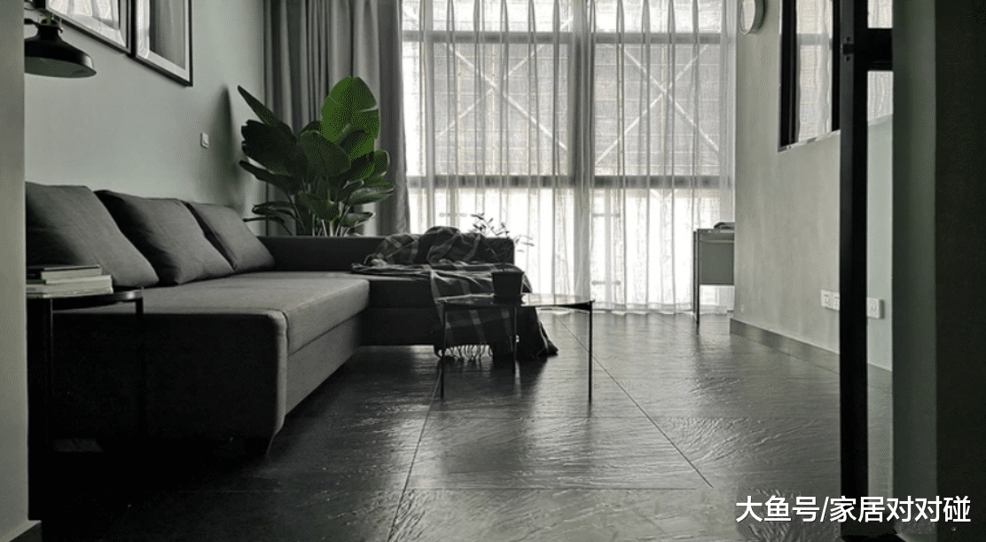 60㎡小窝, 玄关能当“次卧”, 实用极了! 客厅最舒适, 晒晒全屋!