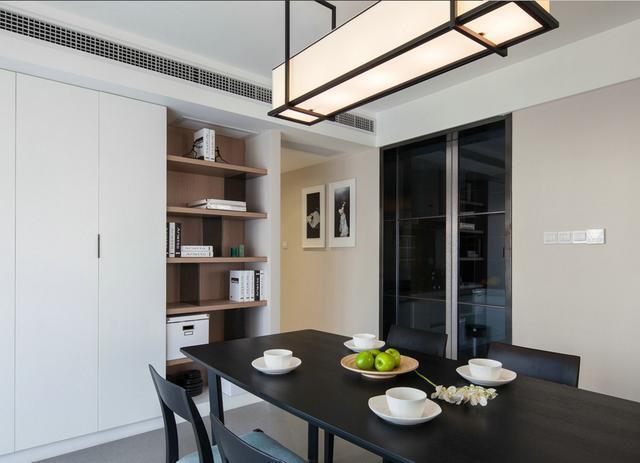 晒晒同事的102平新房, 客厅这样设计的, 我还真是第一次见!