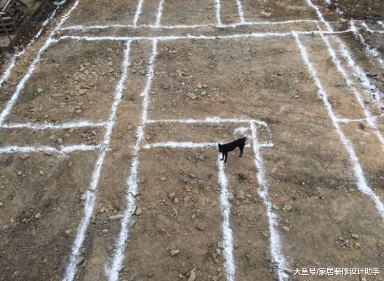 96年小伙只花15万自建两层半小洋房, 完工后朋友称赞有志不在年高