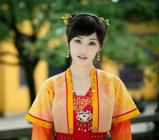 《古剑奇谭》中隐藏了众多大咖, 你认出里面的戚薇了吗?