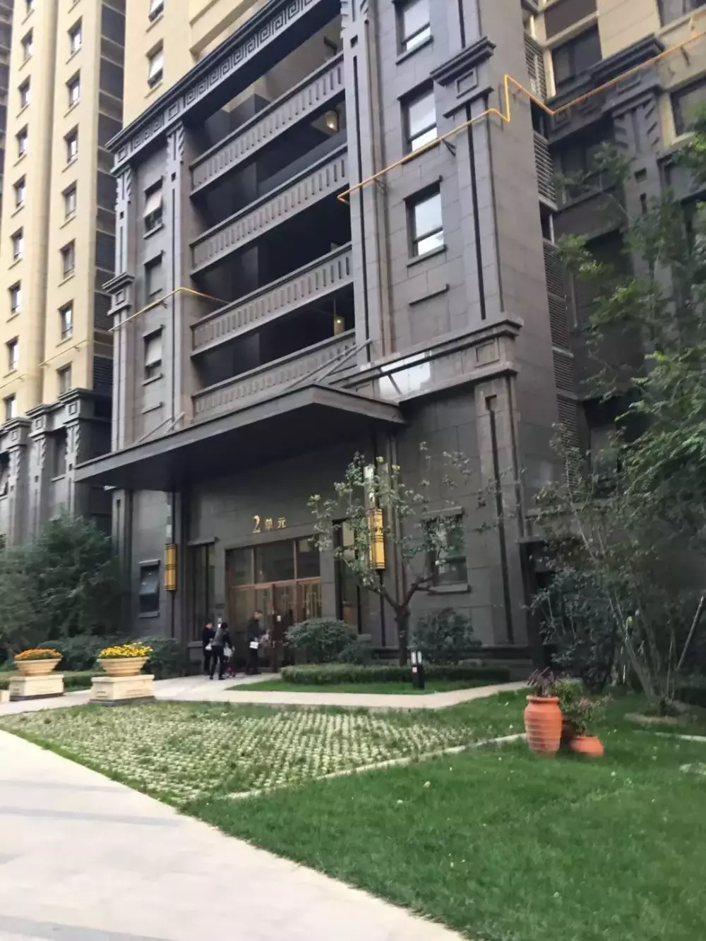 【我要卖房】世茂都82㎡毛坯133万, 业主急售