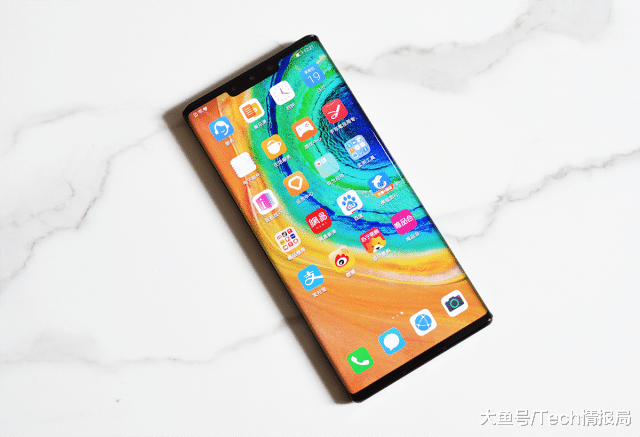 华为Mate30系列5G版今日开启预售，能否打破5G手机市场的寂静？