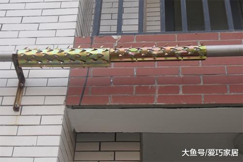 家里万万不要装防盗网了，如今都流行装这种，小偷看了掉头跑