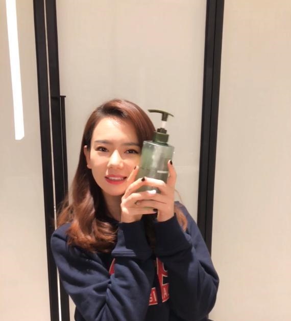 世界上公认最香的洗发水，持续留香一星期，网友：再也不需要香水