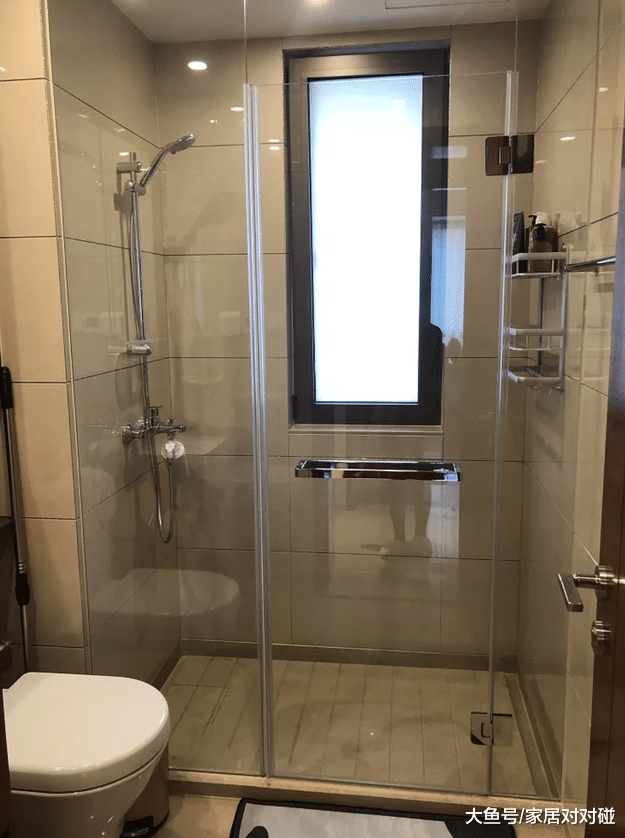 婆婆硬要花32W，為我裝修婚房！全屋漂亮極了，中歐混搭真耐看！