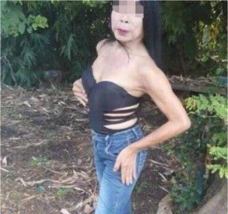 27岁小伙与65岁大妈相爱,同居后小伙提出要求,大妈:要我命啊