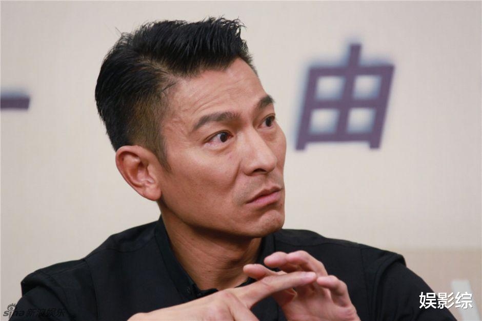 网站首页 阅娱坛吴博君是在1978年加入tvb,因擅长洪拳,少林拳,有一定