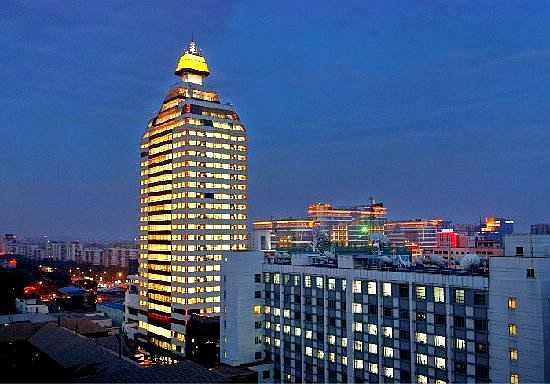 一个消息，央媒透露“免征面积”信号！这2类人“免征”房产税？