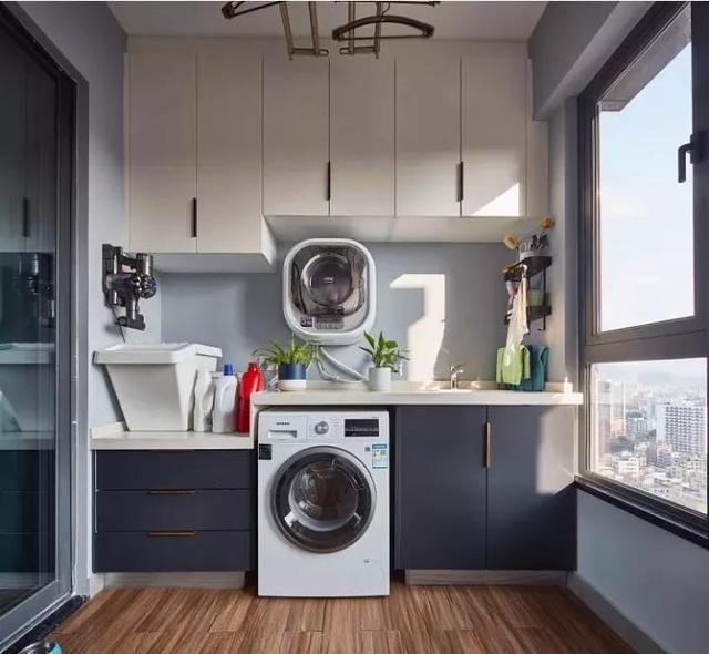 到闺蜜家参观，头一次发现阳台还有这种操作，我太落伍了！