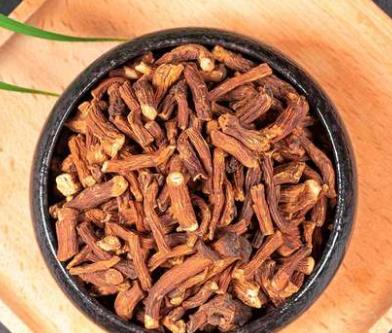 肝脏不好的人，上厕所会有4个“怪象”，很容易看出来