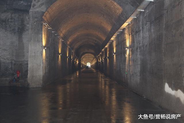 美国巨型钻地弹很强？中国地下工程更坚固，轻松抗下100万吨氢弹