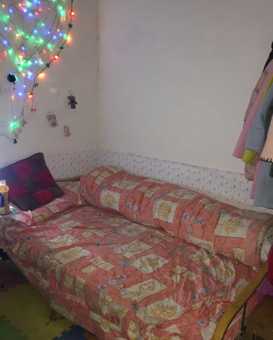 刚毕业的妹子学别人改造出租房，却被吐槽：这么丑也好意思晒？