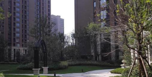 退房被扣消毒费？租客看明细一脸懵，中介：我说房子干净了才行