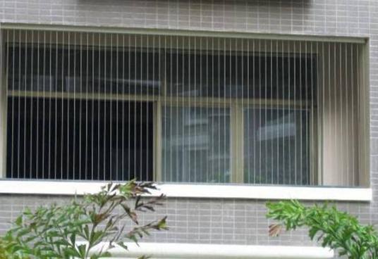 ?头一次见有人装这种防盗网，太好看了，回家我也要学装