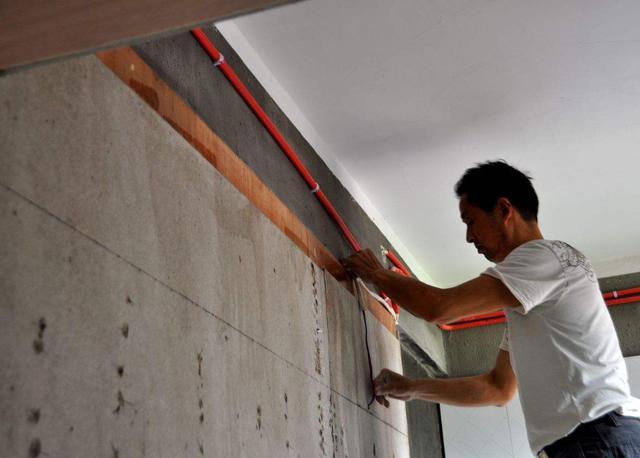 不听师傅建议老公非要全屋贴瓷砖, 如今入住麻烦不断, 心情糟透了