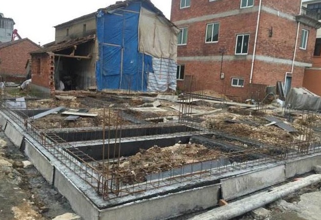 农村自建房为什么喜欢抬高地基？只是因为这四种讲究？
