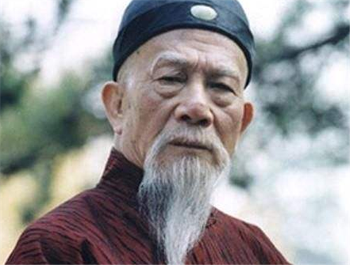 李鸿章：李鸿章去世前，曾泣血告诫后人：中国要想强大必先灭此国，它是谁