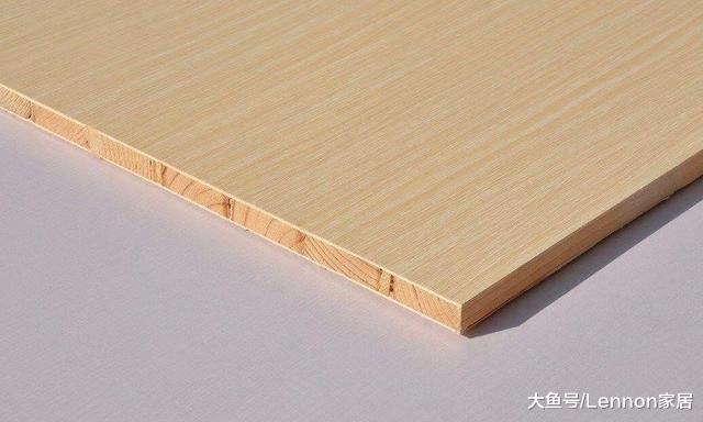 过来人才敢说：打造衣柜别再选用这种板材，用久了容易变形