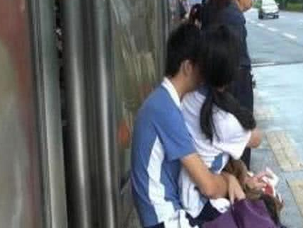 最堕落的“三大行为”，初中生都中招了，如今这样了