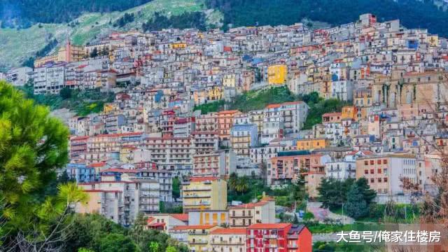 西西里小镇免费送房？几年前就有，都是套路，或要花10万欧！