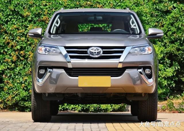 丰田“小霸道”，比路虎更帅气，消费者：想买这款车型