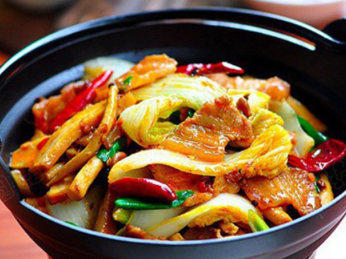 干锅娃娃菜，特别好吃，老人小孩都爱吃