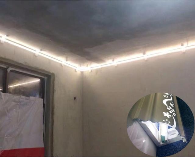 吊顶装石膏线已经过时，现在流行发光顶角线，连买灯具的钱都省了