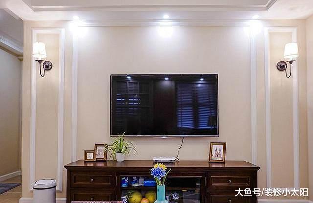 客厅别再做大理石电视墙了，现在盛行用这种材料，后悔发现晚了