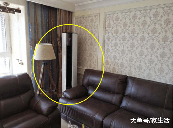 越来越多人客厅不放柜式空调了，如今流行这一种，省地方多了