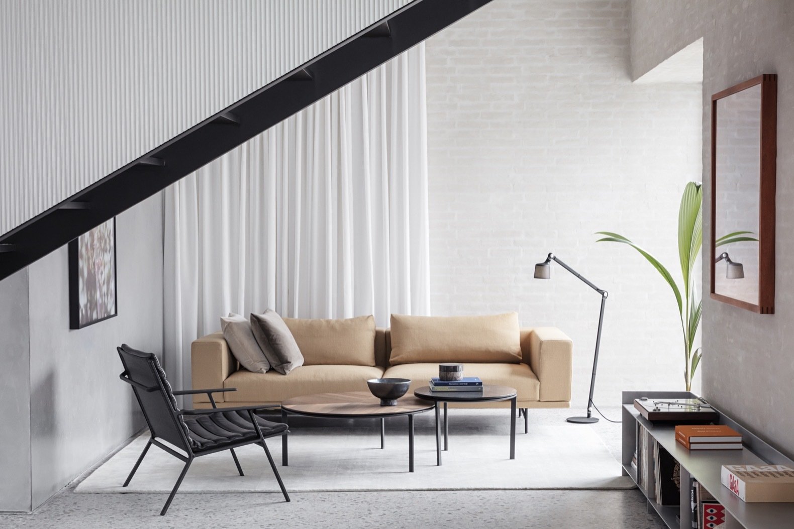 房子越住东西越多，没有储物创造储物！看看这5种能收纳的茶几