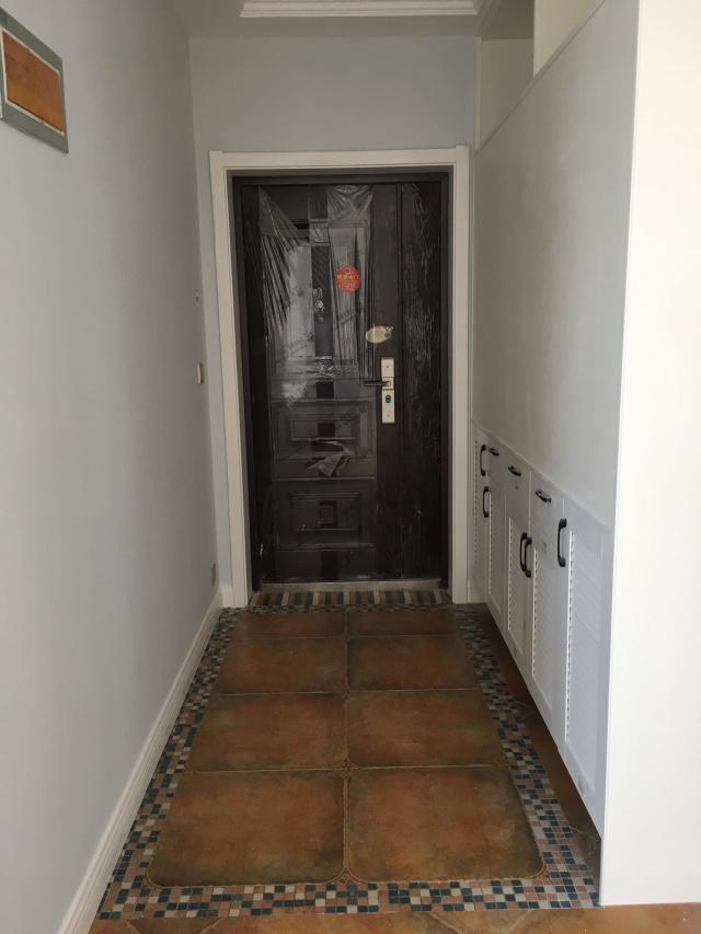 人生一套房子硬装装修终于完工啦，还没打扫干净，邻居参观都说好看