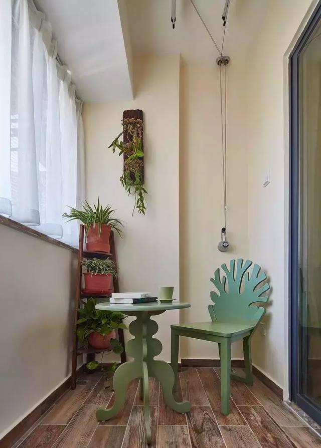 内阳台外阳台都要封起来吗？我家犯了大错，看完真心想砸墙重装！