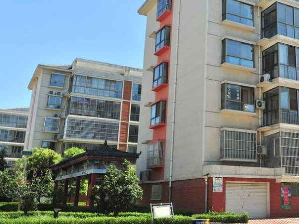 购房者一心期盼房价能下跌, 可专家却说: 少年! 你还是太年轻了