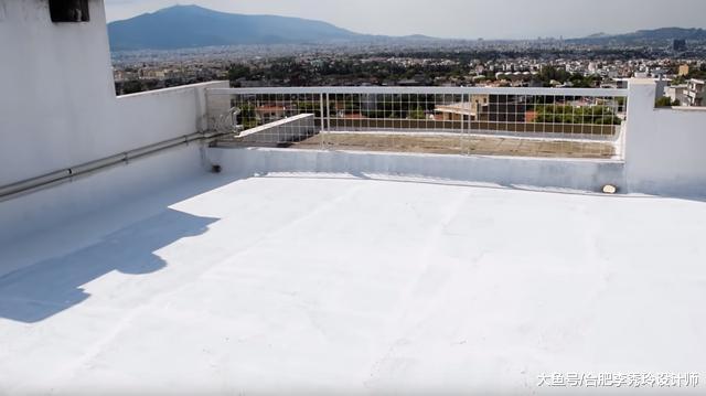 买顶层多好还有大露台，防水不用求着物业做，自己花3天就能做好