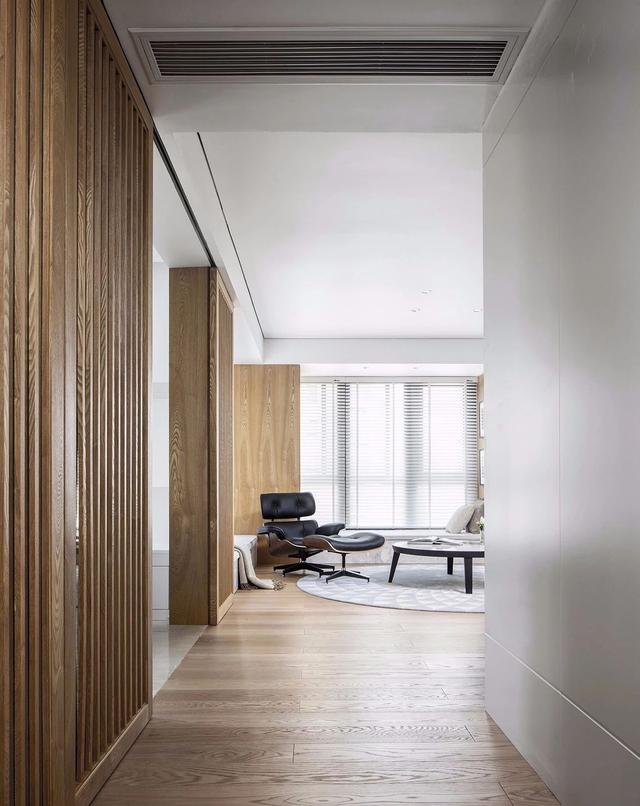 阳台还在装推拉门？现在流行这样设计！