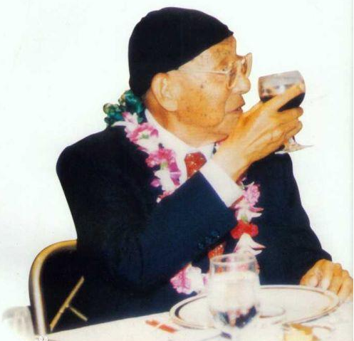 蔣介石晚年自述: 丟掉大陸這個人要付一半責任, 也怪我用人不當