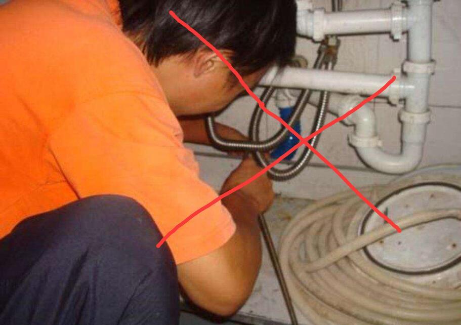 去了叔叔家才发现, 有钱人电线不埋墙里! 这样弄法, 天! 太高明了