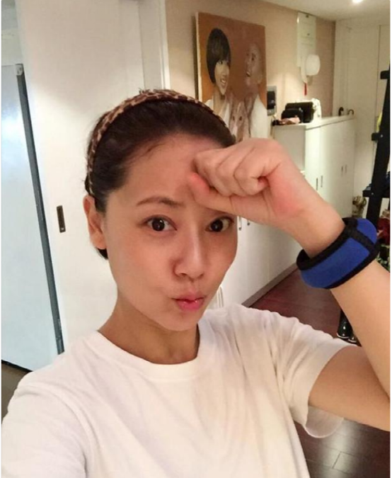 ?带你参观张卫健住的豪宅，平时都是吃青菜豆腐，这么素为了养生？