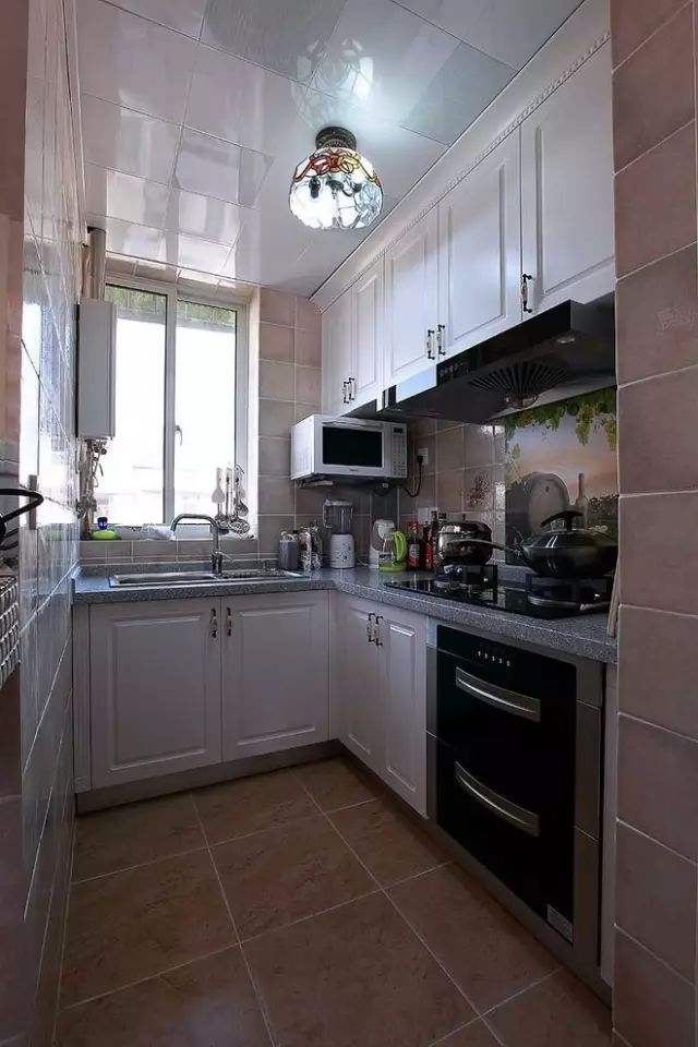 奋斗8年才买了一套60平小户型，收纳也是用到了极点！