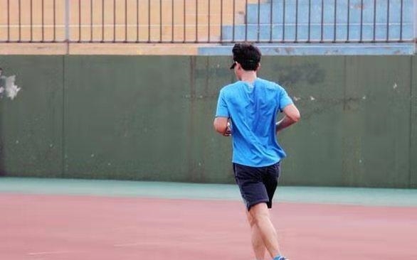 男性开始衰老，这三处有明显变化，一个不占，你就偷着乐吧