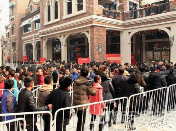 ＂售楼天才＂三个月卖出40多套房子? 看到销售额到了1.5亿时，老板坐不住了