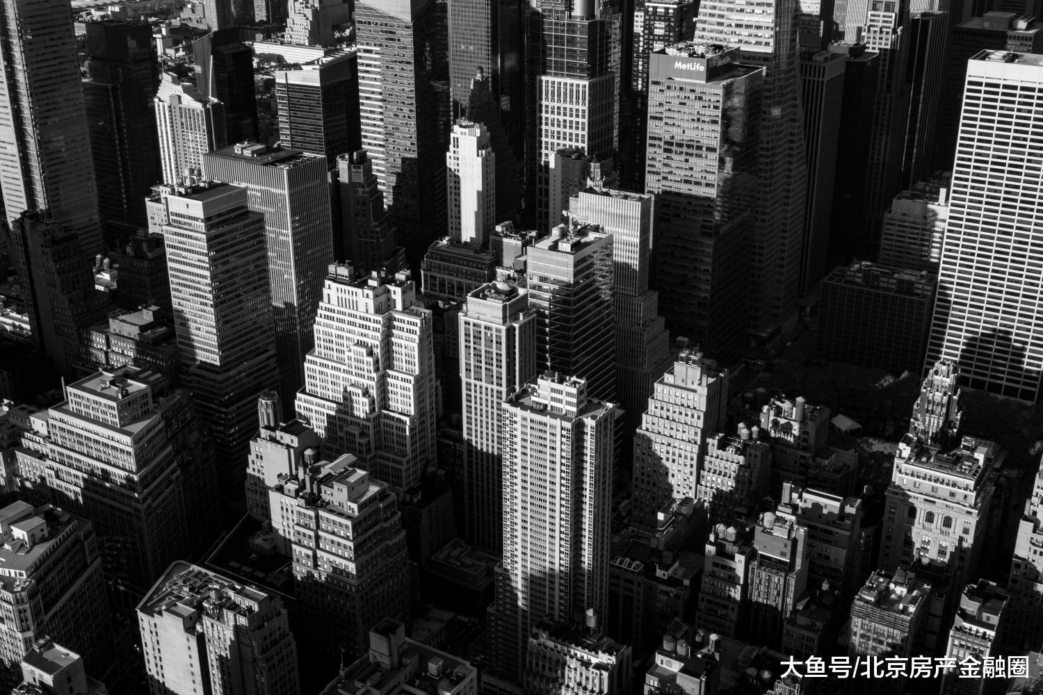 中国新生儿年出生量或已跌破1000万, 恐成楼市的“毒苹果”?