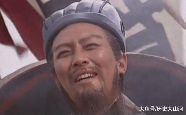 史书一段记载，揭露庞统真实死因，学者：我们都被罗贯中骗了