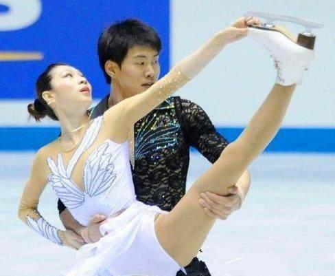 花滑名将张丹张昊冰上合作14年，如今形同陌路，互不参加对方婚礼