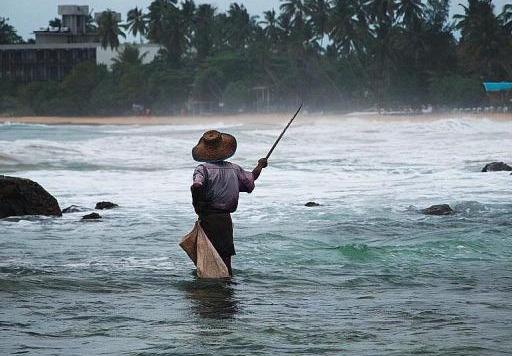 别不听劝，野钓别选这“3处”钓位，谁钓谁空军，若是学会这招，鱼不上钩都难