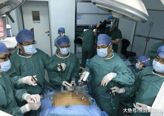 一场大型手术要十几个小时，那么主刀医生吃饭怎么解决？涨知识了