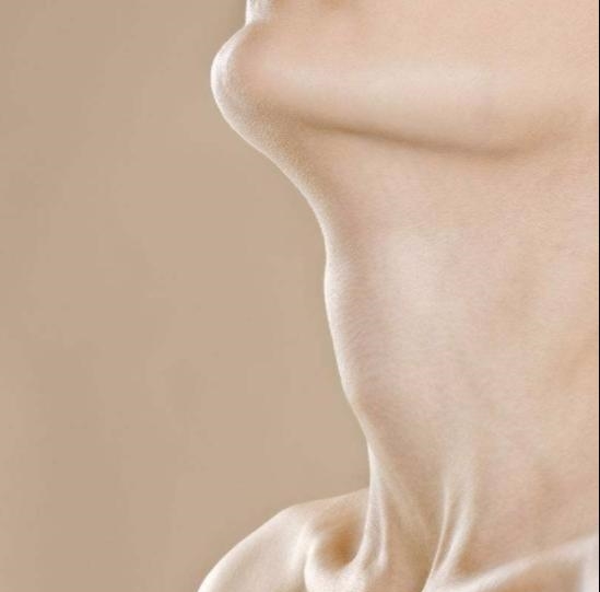 判断一个女人美不美，从她身上三处“细节”能看出，网友：太准了