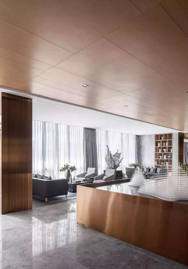 武汉1000平方建筑如何设计？ 云朵拉灰大理石告诉你什么是经典！