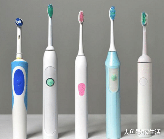为什么外国人喜欢用电动牙刷, 我们却很少人用? 还好师傅告诉我